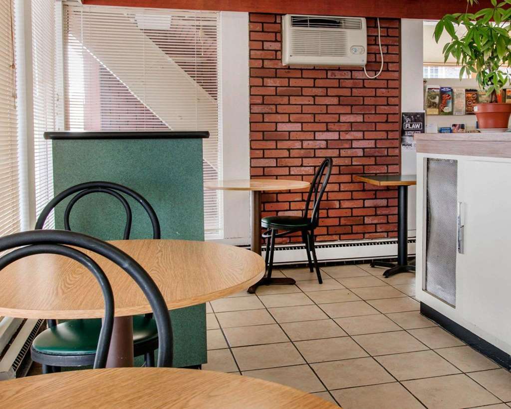 Econo Lodge Battle Creek Restaurace fotografie
